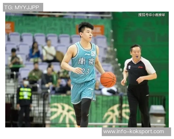 林葳在训练中需加强沟通与节奏感提升以更好融入球队体系 林葳在训练中需加强沟通与节奏感提升以更好融入球队体系