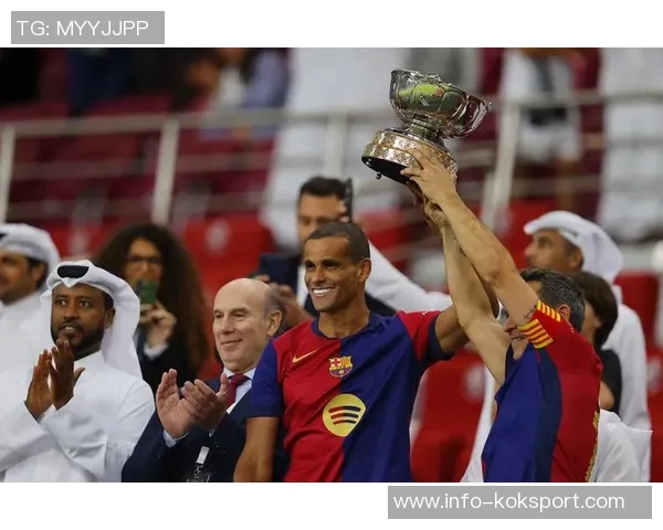 里瓦尔多称皇马具备夺欧冠条件但心系巴萨希望他们获胜 里瓦尔多称皇马具备夺欧冠条件但心系巴萨希望他们获胜