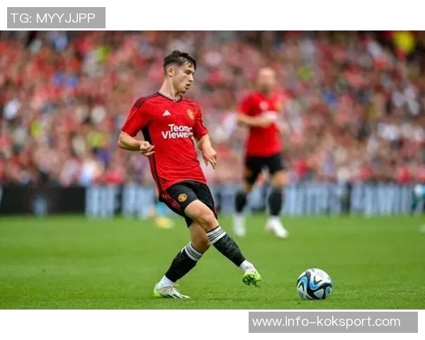 梅努对出场时间不满或将在冬窗寻求外租离开曼联 梅努对出场时间不满或将在冬窗寻求外租离开曼联