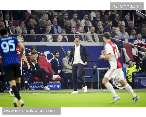 阿贾克斯总监支持海廷加称执教初期成绩并非唯一标准 阿贾克斯总监支持海廷加称执教初期成绩并非唯一标准