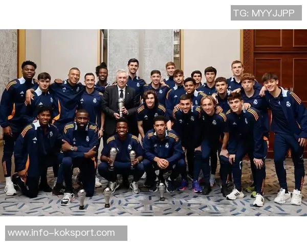 贝林厄姆荣膺英格兰队202425赛季最佳男球员表现卓越助攻频繁 贝林厄姆荣膺英格兰队202425赛季最佳男球员表现卓越助攻频繁