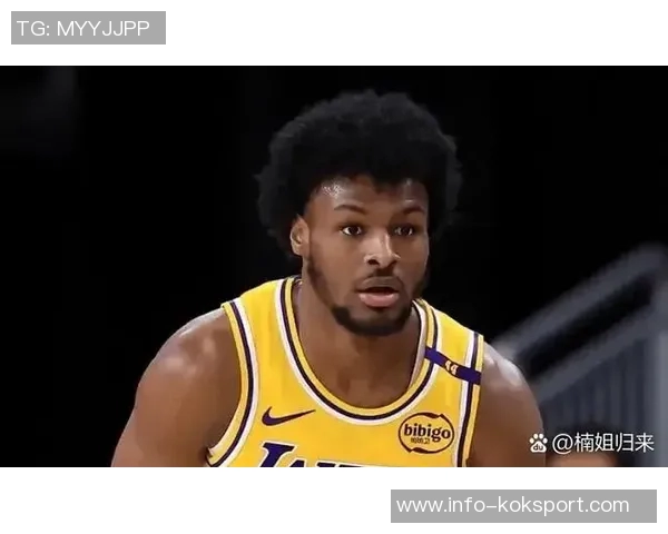 夸梅:布朗尼在主场比赛中表现得如同被车灯照射的迷茫鹿 夸梅:布朗尼在主场比赛中表现得如同被车灯照射的迷茫鹿