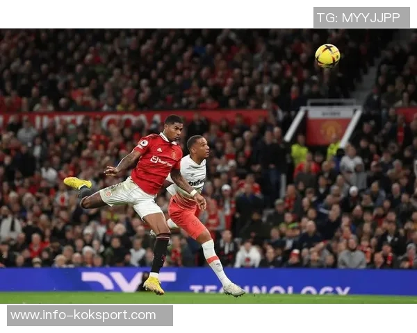 曼联主场失利引发积分混战四队同积18分三队紧随其后中游球队竞争激烈 曼联主场失利引发积分混战四队同积18分三队紧随其后中游球队竞争激烈